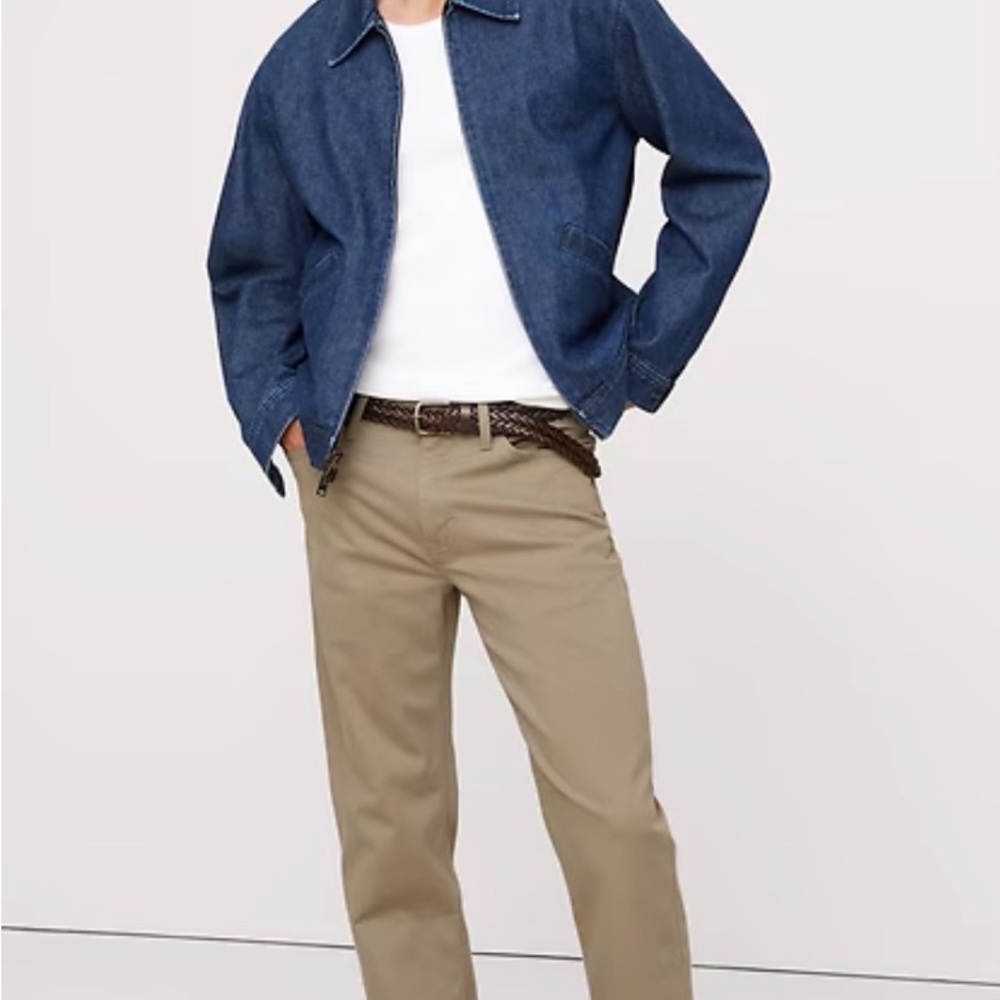 Banana Republic Khaki Straight 5-Pocket Pants 34 x 36, 97% cotton, 3% Spandex